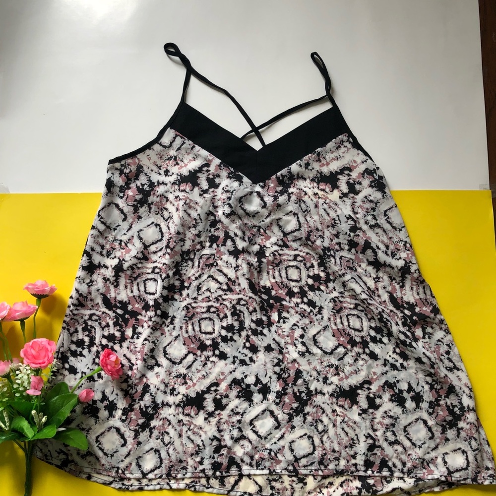 Romeo + Juliet flowy top